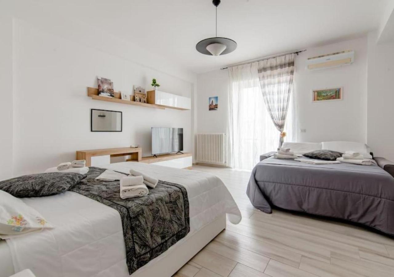 Il Barone Rosso B&B Lecce Exteriör bild