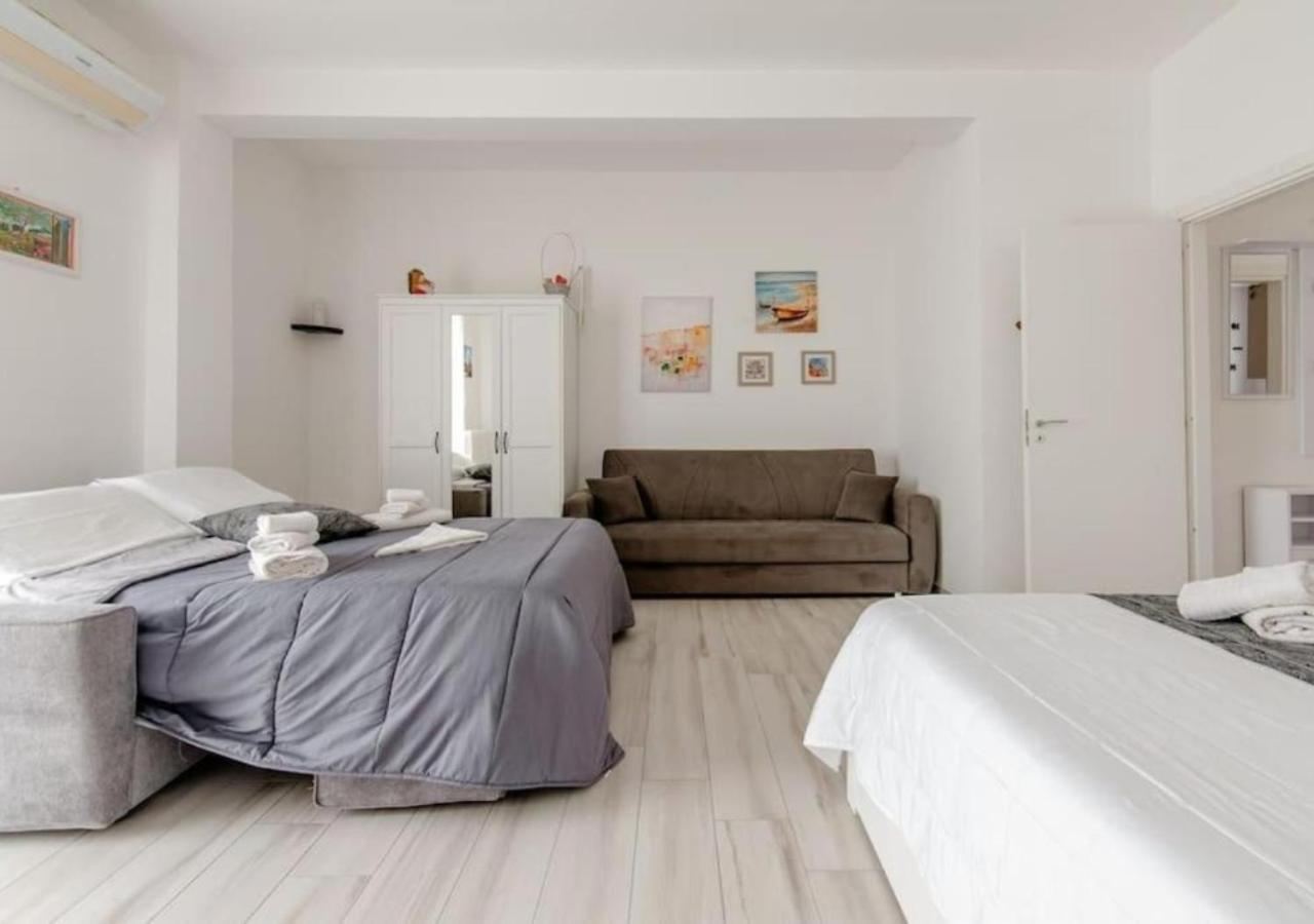 Il Barone Rosso B&B Lecce Exteriör bild