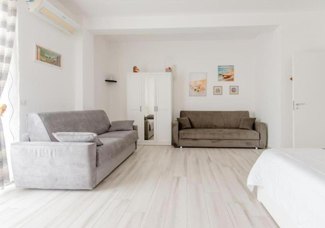 Il Barone Rosso B&B Lecce Exteriör bild